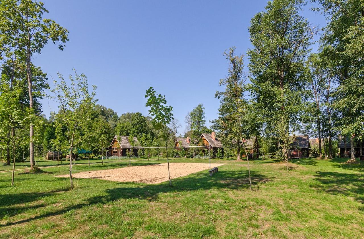 Zemsodis Guest House Plunge Exterior photo